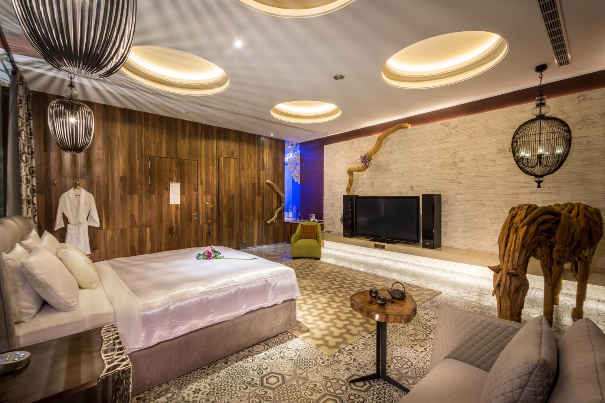 Mulan Motel Ταϊχούνγκ Εξωτερικό φωτογραφία